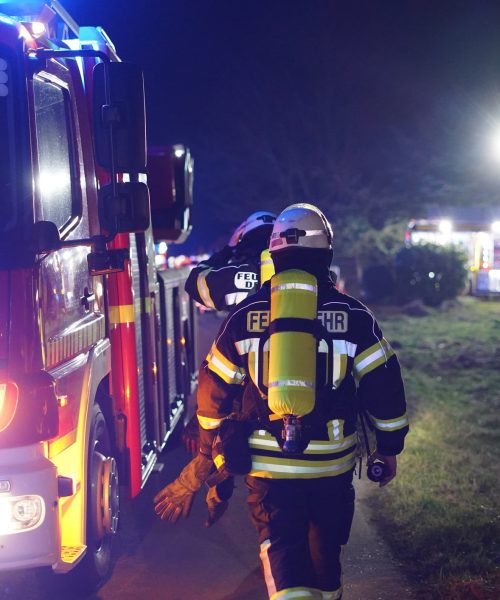 Dort wurde die Sicherheitsausrüstung für die Atemschutzträger durch neuen Helmlampen aufgerüstet.