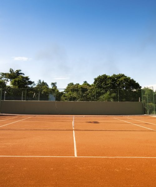 Für den Ausbau der Tennisanlage zu Ganzjahresplätzen wurde die Lichtanlage ausgebaut.